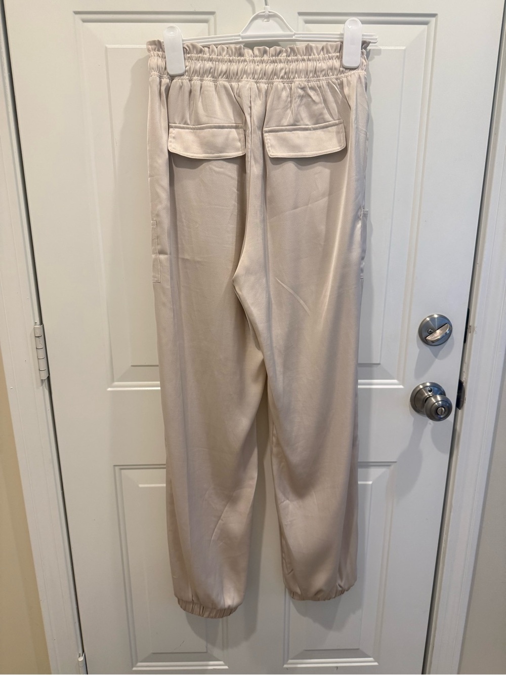 Timing Cream Elastic-Waist Ankle Jogger Pants